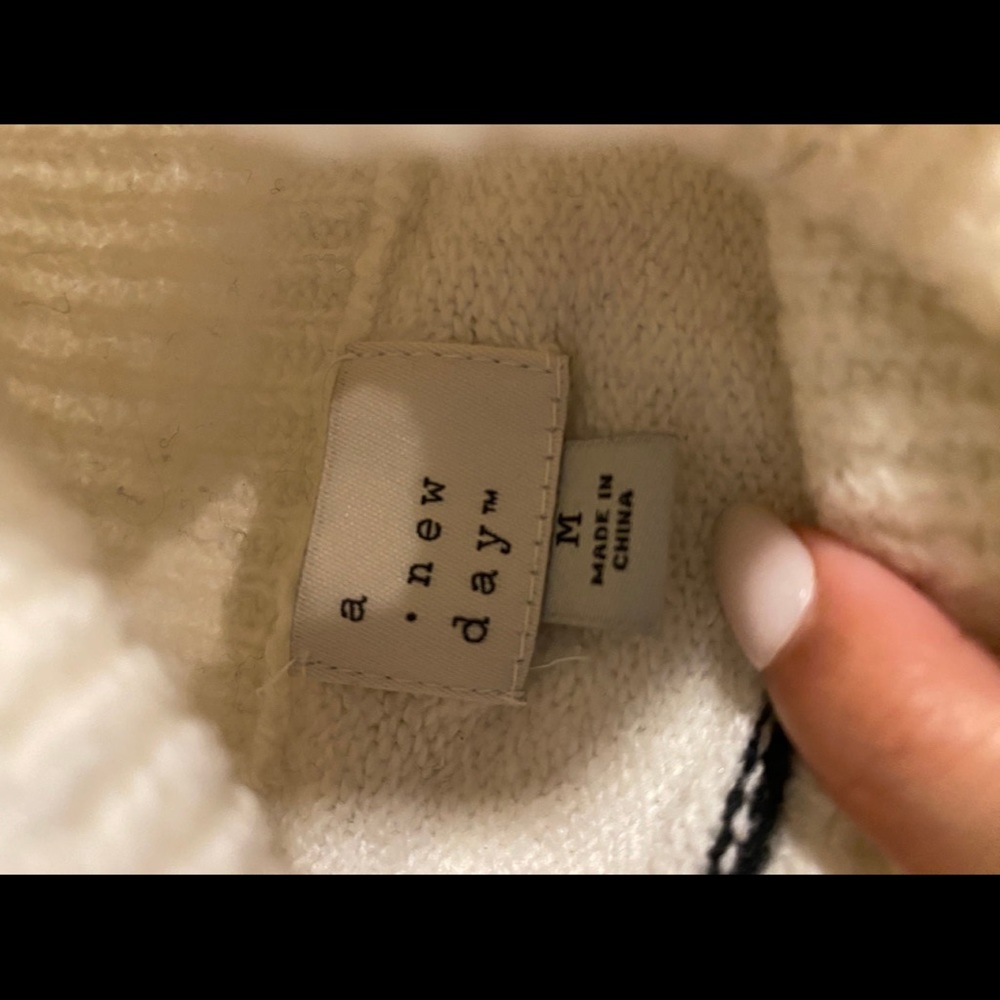 Stripped sweater - Picture 2 of 2